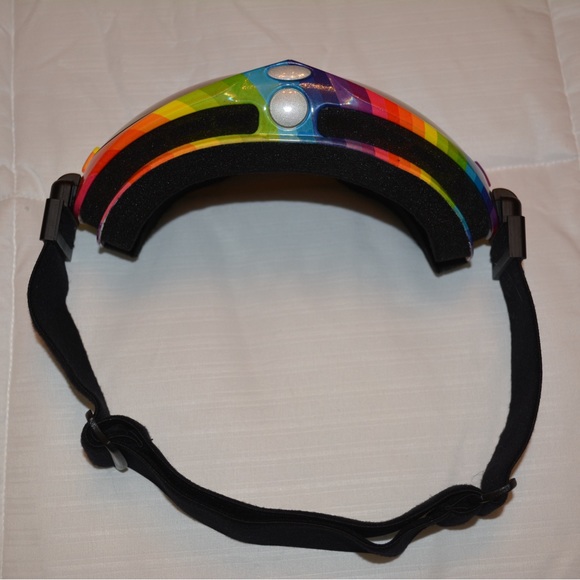 Snow Goggles - Picture 3 of 6